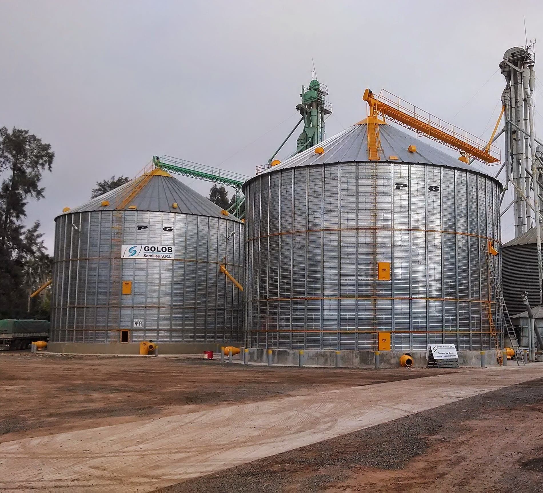 Cilindro del silo de hormigón