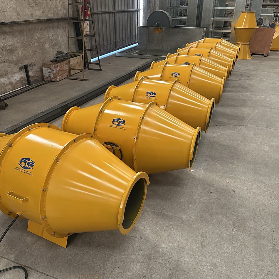 Ventiladores centrífugos PG Metalúrgica en taller